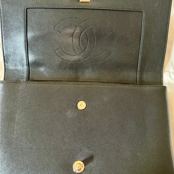 Chanel Mademoiselle Flap Clutch Chevron Sheepskin - Picture 3 of 5